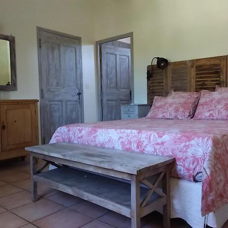 Chambre Pour 2 Personnes Avec Salle De Bain Privee Tourves Buitenkant foto