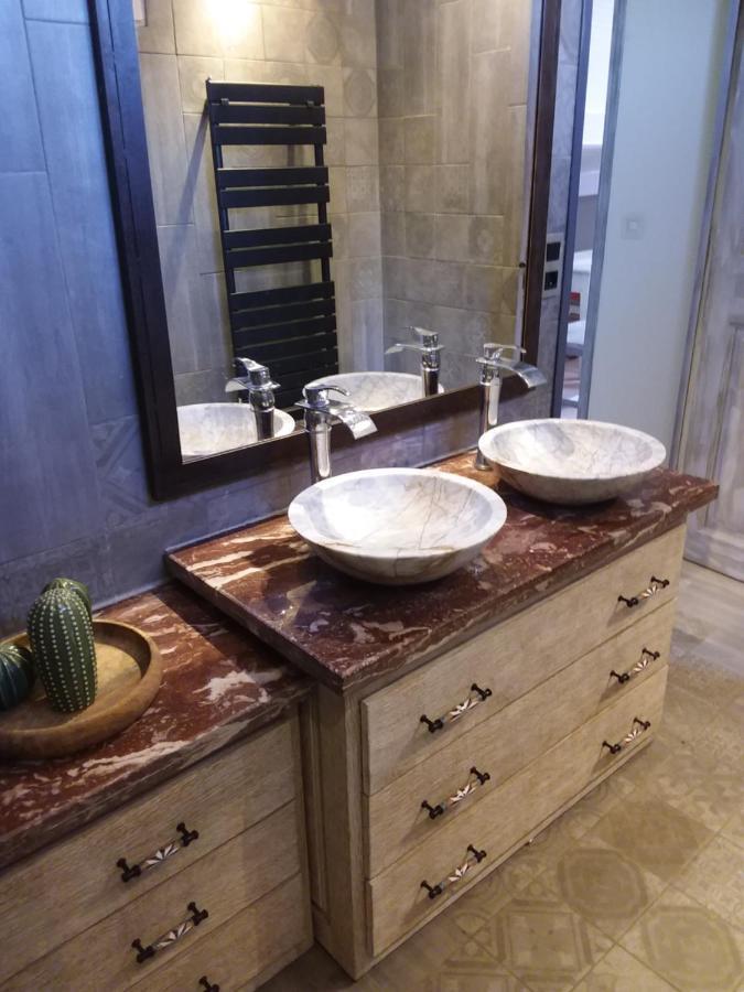 Chambre Pour 2 Personnes Avec Salle De Bain Privee Tourves Buitenkant foto